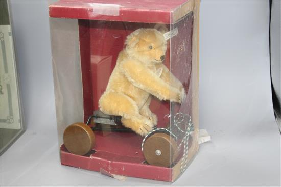 A Steiff Hello 2000 Goodbye 1999 twin bear set, with original numbered box, and four other Steiff bears